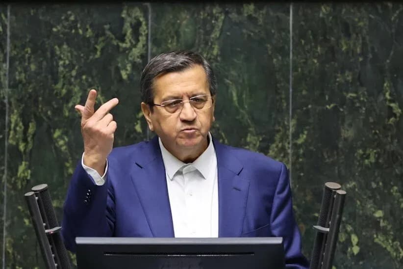 فوری؛ همتی جایگزین فرزین می‌شود